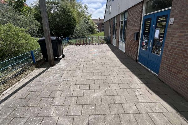 Na onderhoud van bestrating en buitenruimte